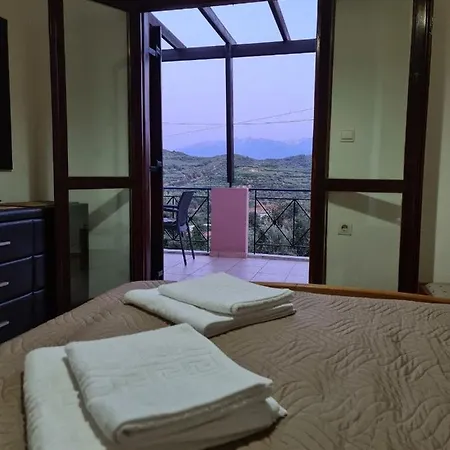 Loutraki - Cozy House Βίλα Loutraki (Crete)