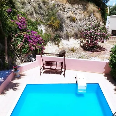 Loutraki - Cozy House Βίλα